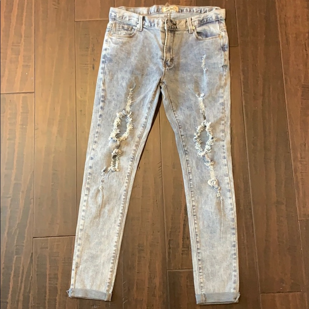 Listicle jeans NWT